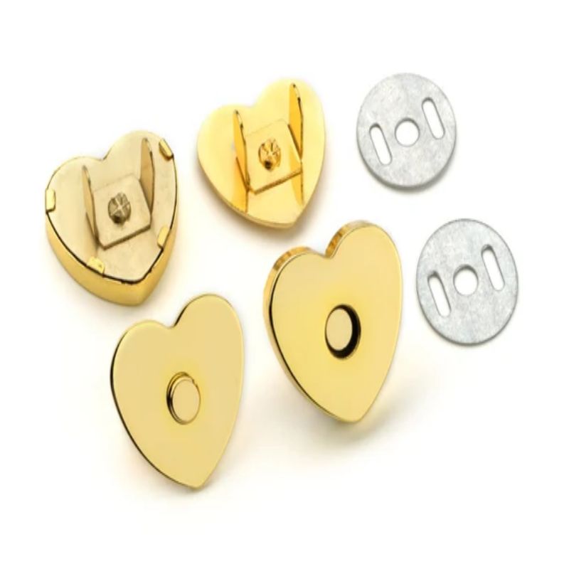 Innovative magnetic clasp offering convenience in garment design